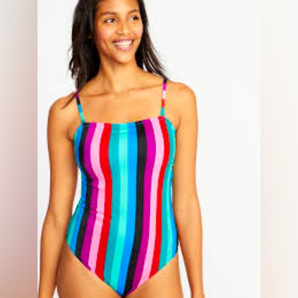 Old Navy Colorful Striped Women’s One Piece Swimsuit Size M NWT Rainbow 🌈